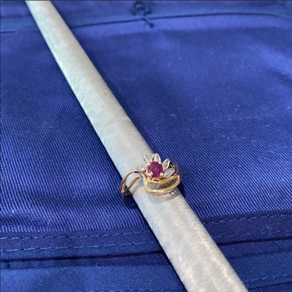 Ruby 14k ring - Picture 2 of 4